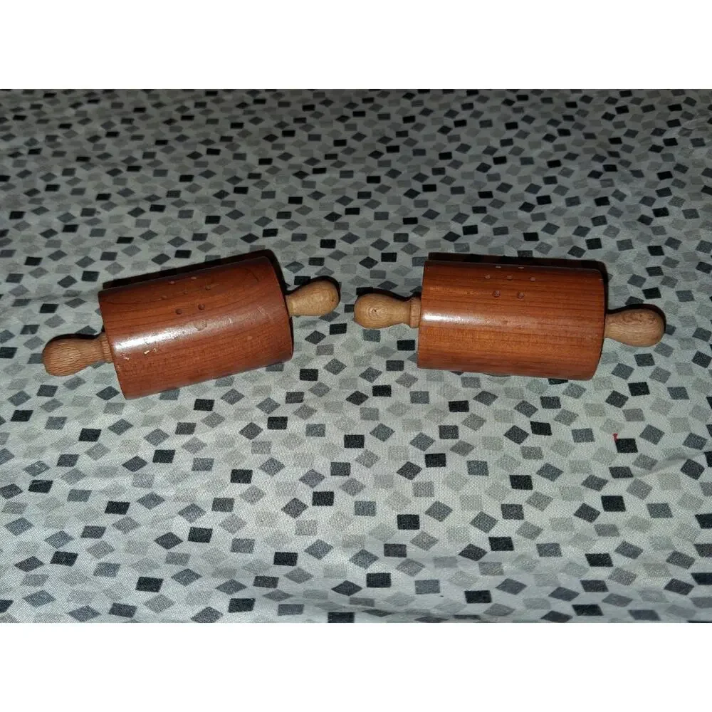 Vintage Wooden Rolling Pins Salt & Pepper Shakers Michigan